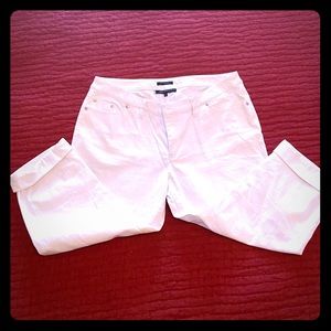 Anne Klein Stretch White Cropped Jean, Size 14